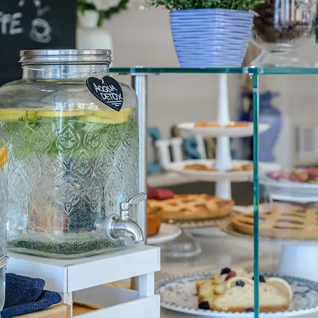 Augustus- Davanti A Noi C'e Solo Il Mare 3*