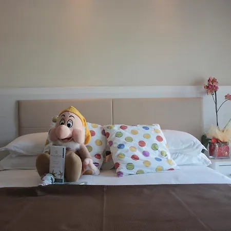 Augustus- Davanti A Noi C'e Solo Il Mare Hotel 3*