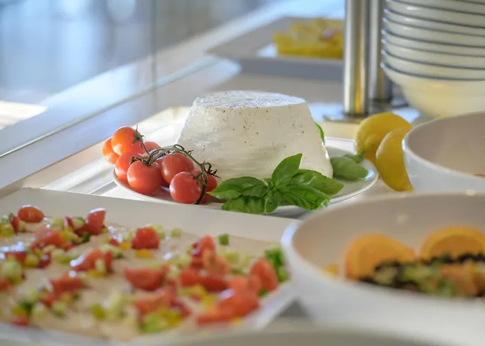 Augustus- Davanti A Noi C'e Solo Il Mare