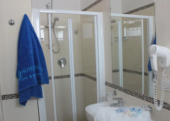 Augustus- Davanti A Noi C'e Solo Il Mare Hotel 3*