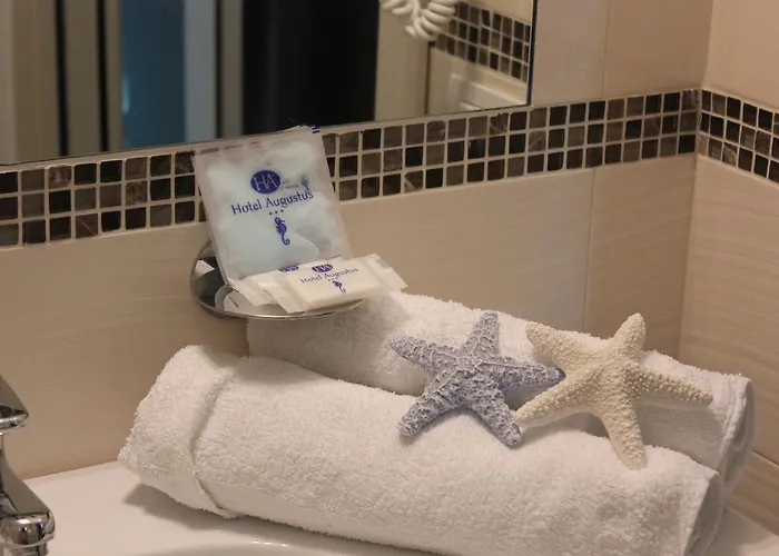 Augustus- Davanti A Noi C'e Solo Il Mare מיסאנו אדריאטיקו