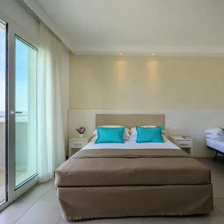 Augustus- Direttamente Sul Mare 3* Misano Adriatico