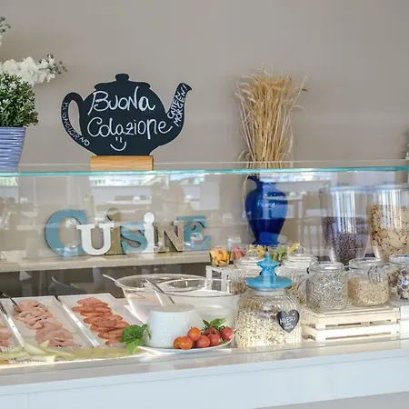 Augustus- Davanti A Noi C'e Solo Il Mare Misano Adriatico