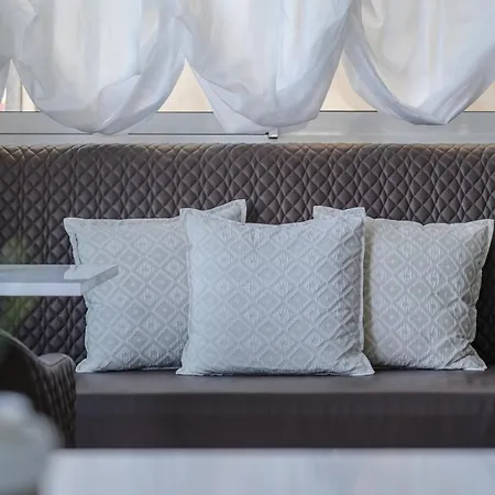 Augustus- Direttamente Sul Mare 3*