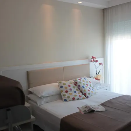 Augustus- Direttamente Sul Mare Hotel Misano Adriatico