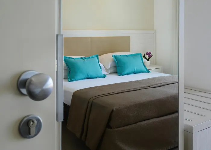 Augustus- Davanti A Noi C'è Solo Il Mare Misano Adriatico