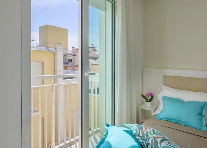 Augustus- Davanti A Noi C'è Solo Il Mare Hotel