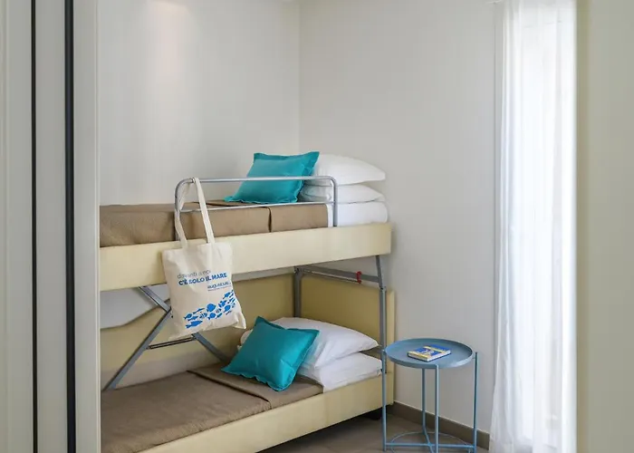 Augustus- Davanti A Noi C'e Solo Il Mare Hotel 3*