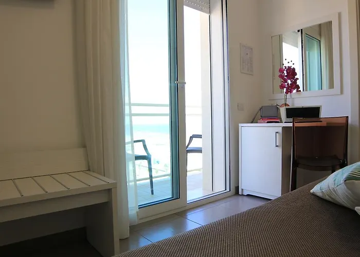 Augustus- Direttamente Sul Mare 3* Misano Adriatico